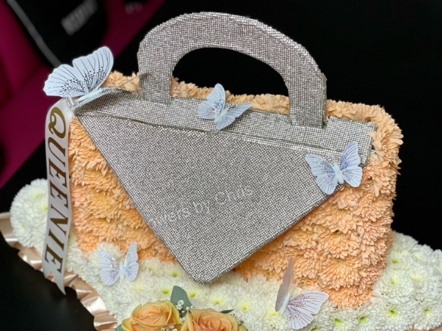 3D Handbag on Pillow
